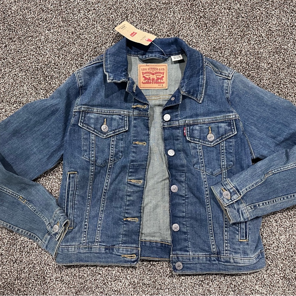 Levi’s Denim Jean Jacket – NWT – Women’s/Unisex – S